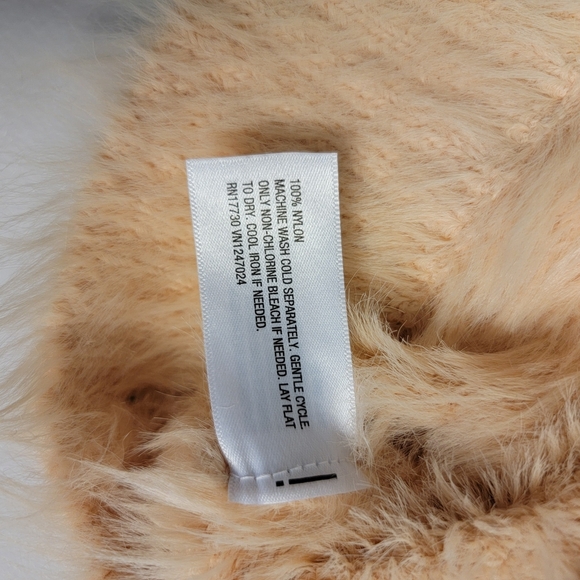 Future Collective Women's Crewneck Eyelash Sweater Peach Orange XL - Picture 7 of 7